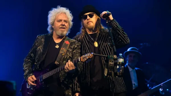 Toto's Steve Lukather and Joseph Williams