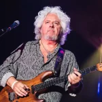 Steve Lukather defends Toto lineup while performing live with guitar in 2025
