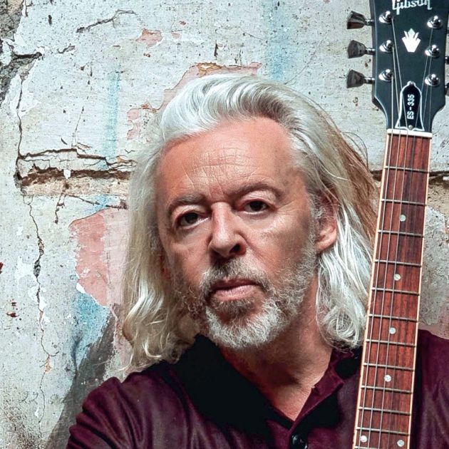 Roland Orzabal performing live on stage