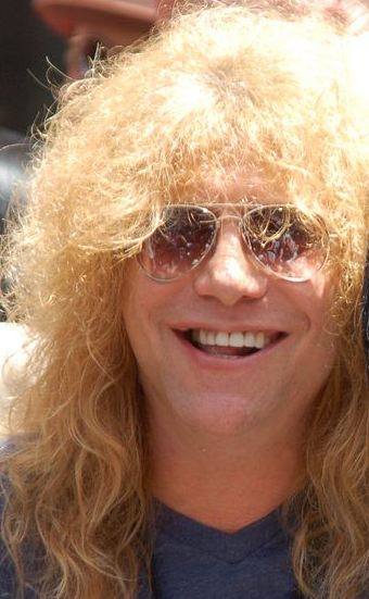 STEVEN ADLER: THE DEFINITIVE BIOGRAPHY OF THE ROCK N’ ROLL DRUMMER 1 Steven Adler