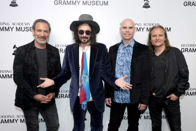 Guitarist Mike Campbell performing live during the mike campbell tour