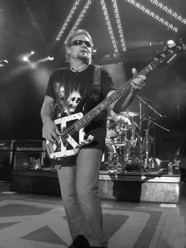 Michael Anthony Van Halen bassist playing Jack Daniels bass guitar live
