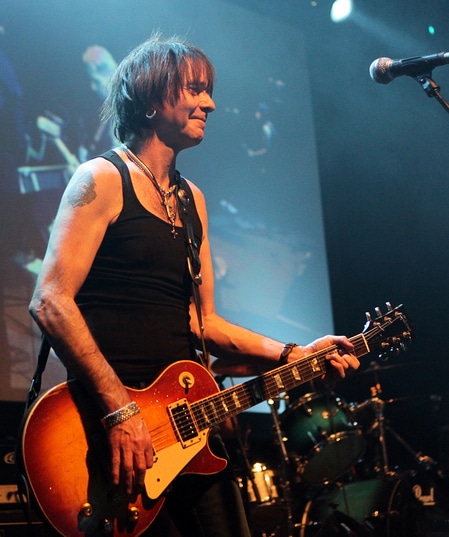 brian robertson guitarist motorhead thin lizzy