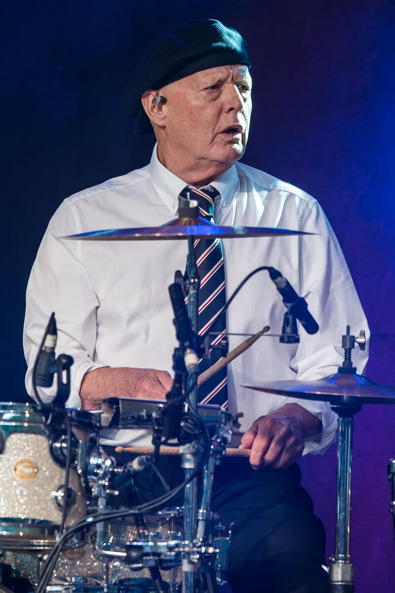 Bobby Elliott Hollies drummer performing live